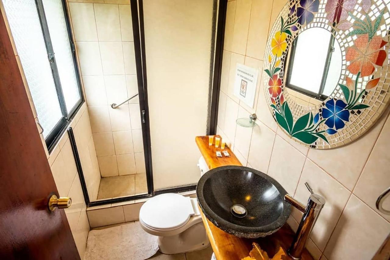 Chez Maria Goretti Hotel ハンガ・ロア エクステリア 写真