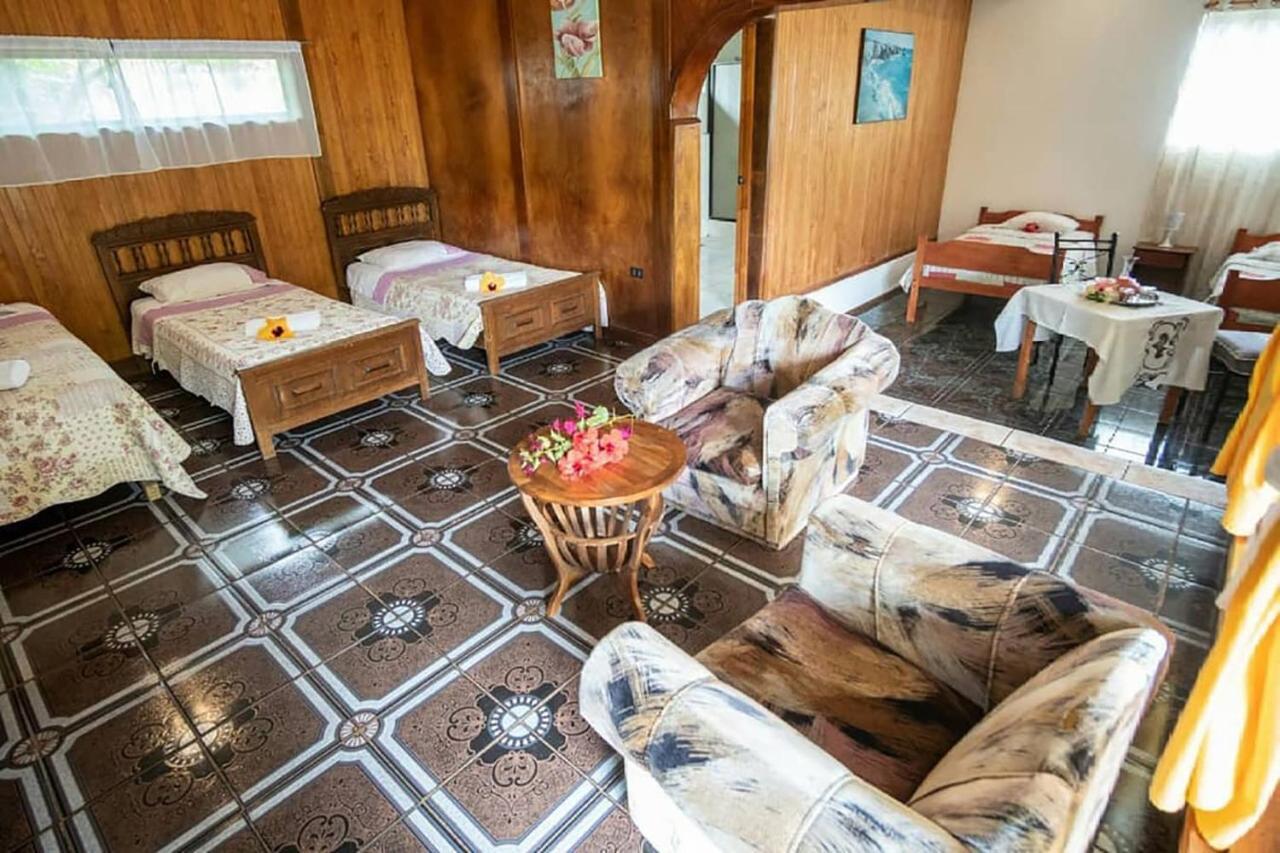 Chez Maria Goretti Hotel ハンガ・ロア エクステリア 写真